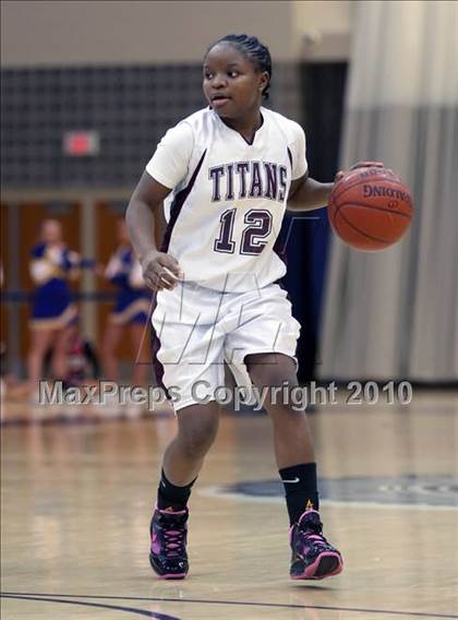 Thumbnail 1 in Monroe County Senior All-Star Game (Section 5) photogallery.