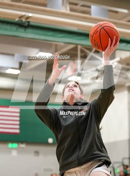 Thumbnail 2 in White Plains vs Monroe-Woodbury (NYSPHSAA Class AA Regionals) photogallery.