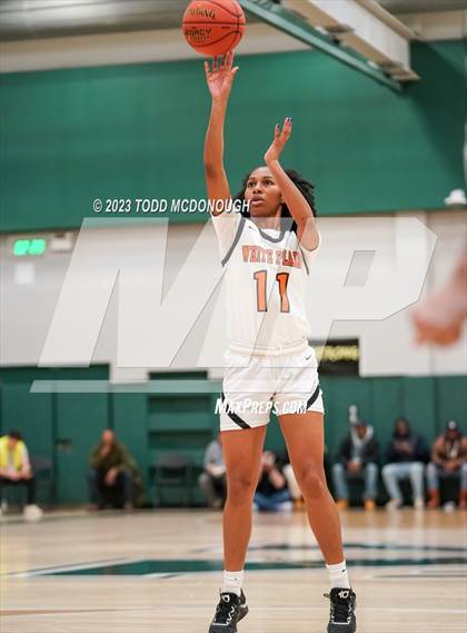 Thumbnail 2 in White Plains vs Monroe-Woodbury (NYSPHSAA Class AA Regionals) photogallery.