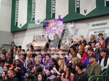 Thumbnail 3 in White Plains vs Monroe-Woodbury (NYSPHSAA Class AA Regionals) photogallery.