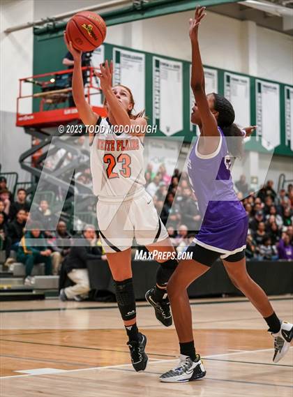 Thumbnail 2 in White Plains vs Monroe-Woodbury (NYSPHSAA Class AA Regionals) photogallery.