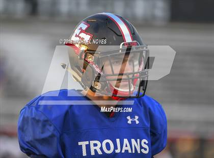 Thumbnail 2 in New Albany @ East Central (Scrimmage) photogallery.