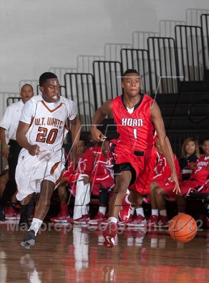 Thumbnail 2 in Horn [Dr. John] vs White [W.T.] (Carrollton-Farmers Branch Basketball Classic) photogallery.