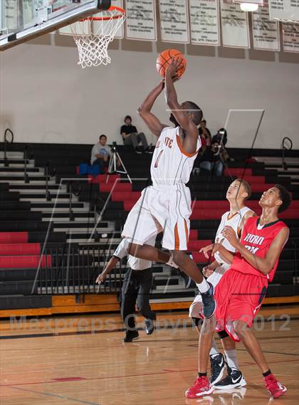 Thumbnail 2 in Horn [Dr. John] vs White [W.T.] (Carrollton-Farmers Branch Basketball Classic) photogallery.