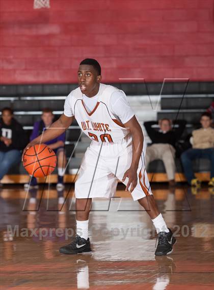 Thumbnail 3 in Horn [Dr. John] vs White [W.T.] (Carrollton-Farmers Branch Basketball Classic) photogallery.