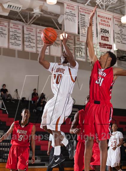 Thumbnail 2 in Horn [Dr. John] vs White [W.T.] (Carrollton-Farmers Branch Basketball Classic) photogallery.