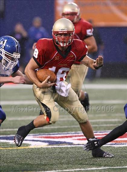 Thumbnail 3 in Southington vs. Bergen Catholic (Kickoff Classic @ Giants Stadium) photogallery.