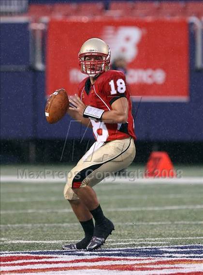 Thumbnail 2 in Southington vs. Bergen Catholic (Kickoff Classic @ Giants Stadium) photogallery.