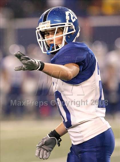 Thumbnail 3 in Southington vs. Bergen Catholic (Kickoff Classic @ Giants Stadium) photogallery.