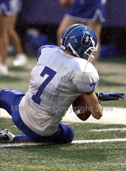 Thumbnail 2 in Southington vs. Bergen Catholic (Kickoff Classic @ Giants Stadium) photogallery.