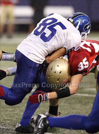 Thumbnail 2 in Southington vs. Bergen Catholic (Kickoff Classic @ Giants Stadium) photogallery.