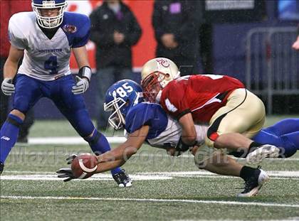 Thumbnail 3 in Southington vs. Bergen Catholic (Kickoff Classic @ Giants Stadium) photogallery.