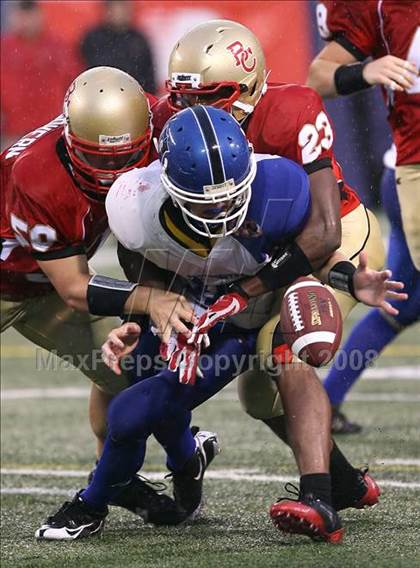 Thumbnail 2 in Southington vs. Bergen Catholic (Kickoff Classic @ Giants Stadium) photogallery.
