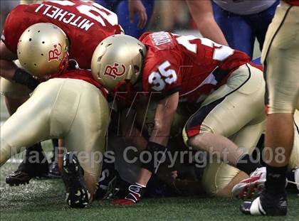 Thumbnail 2 in Southington vs. Bergen Catholic (Kickoff Classic @ Giants Stadium) photogallery.