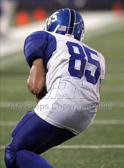 Thumbnail 1 in Southington vs. Bergen Catholic (Kickoff Classic @ Giants Stadium) photogallery.