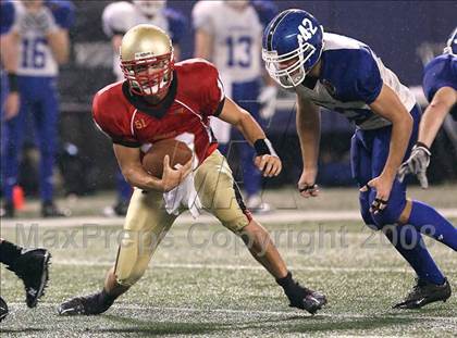 Thumbnail 2 in Southington vs. Bergen Catholic (Kickoff Classic @ Giants Stadium) photogallery.