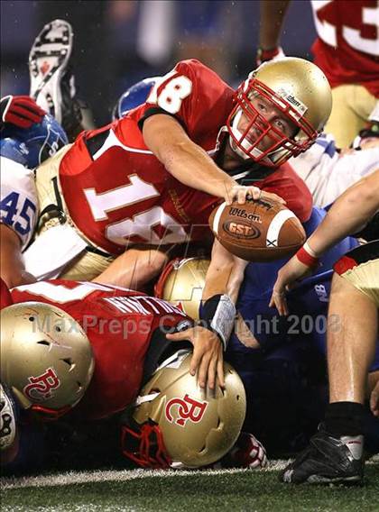 Thumbnail 2 in Southington vs. Bergen Catholic (Kickoff Classic @ Giants Stadium) photogallery.