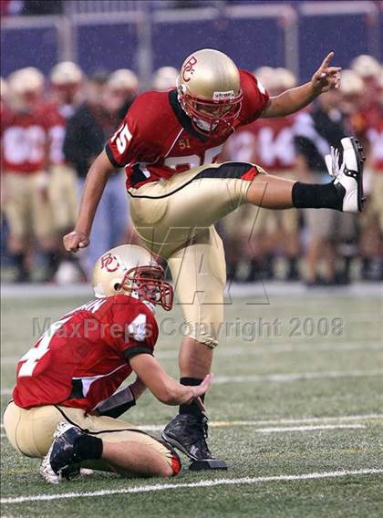 Thumbnail 2 in Southington vs. Bergen Catholic (Kickoff Classic @ Giants Stadium) photogallery.