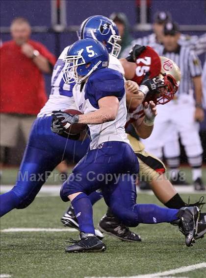 Thumbnail 1 in Southington vs. Bergen Catholic (Kickoff Classic @ Giants Stadium) photogallery.
