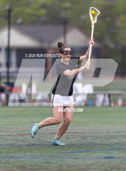Thumbnail 2 in Rocky Point vs Bayport-Blue Point (Section XI Class C Semifinal) photogallery.