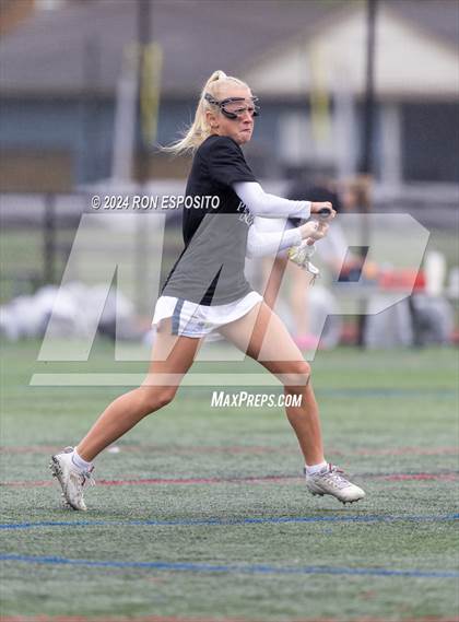 Thumbnail 2 in Rocky Point vs Bayport-Blue Point (Section XI Class C Semifinal) photogallery.