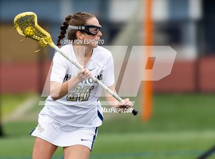 Thumbnail 2 in Rocky Point vs Bayport-Blue Point (Section XI Class C Semifinal) photogallery.