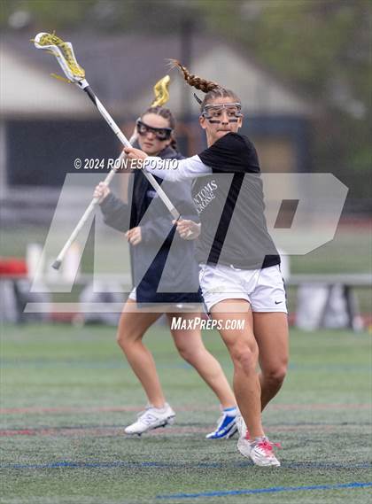 Thumbnail 3 in Rocky Point vs Bayport-Blue Point (Section XI Class C Semifinal) photogallery.