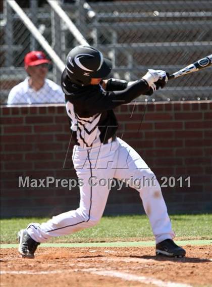 Thumbnail 2 in Pasadena Memorial vs Katy (Kenny Crafton Tournament) photogallery.