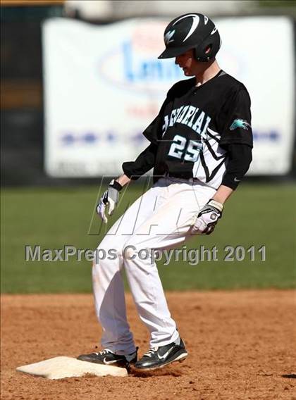 Thumbnail 2 in Pasadena Memorial vs Katy (Kenny Crafton Tournament) photogallery.