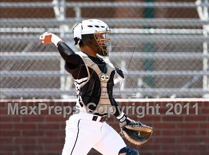 Thumbnail 2 in Pasadena Memorial vs Katy (Kenny Crafton Tournament) photogallery.