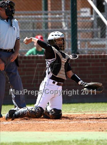 Thumbnail 2 in Pasadena Memorial vs Katy (Kenny Crafton Tournament) photogallery.