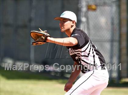 Thumbnail 1 in Pasadena Memorial vs Katy (Kenny Crafton Tournament) photogallery.