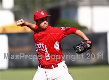 Thumbnail 2 in Pasadena Memorial vs Katy (Kenny Crafton Tournament) photogallery.