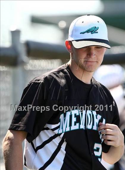 Thumbnail 2 in Pasadena Memorial vs Katy (Kenny Crafton Tournament) photogallery.