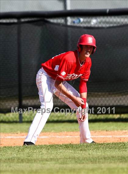 Thumbnail 3 in Pasadena Memorial vs Katy (Kenny Crafton Tournament) photogallery.