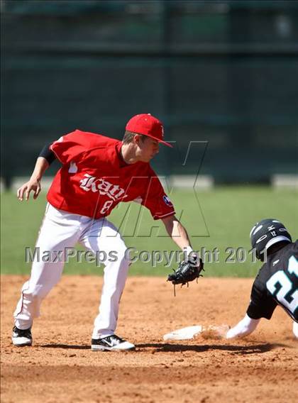Thumbnail 3 in Pasadena Memorial vs Katy (Kenny Crafton Tournament) photogallery.