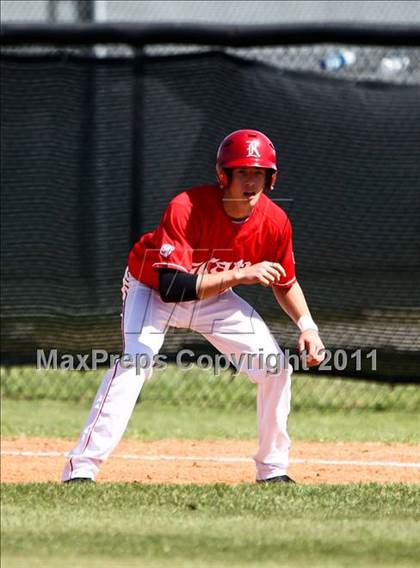 Thumbnail 3 in Pasadena Memorial vs Katy (Kenny Crafton Tournament) photogallery.