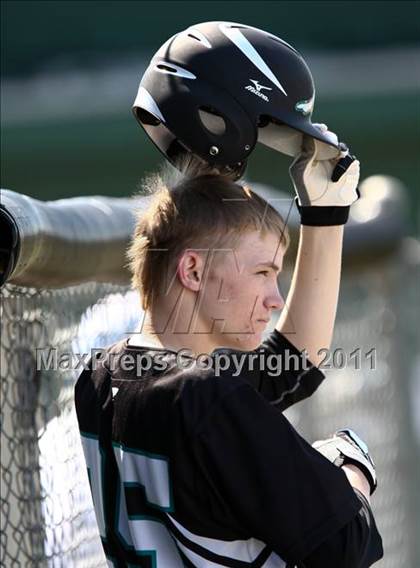 Thumbnail 1 in Pasadena Memorial vs Katy (Kenny Crafton Tournament) photogallery.