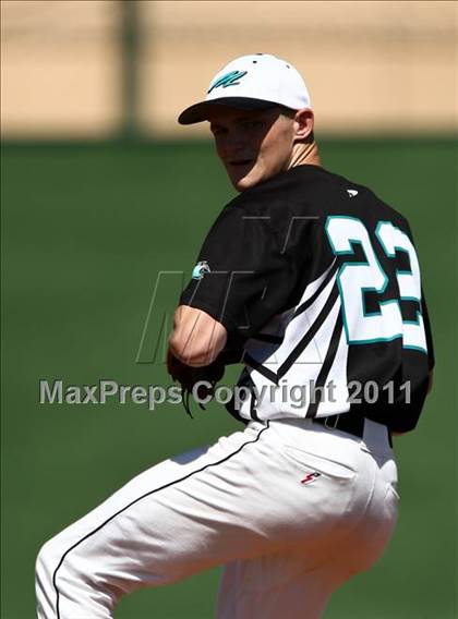 Thumbnail 2 in Pasadena Memorial vs Katy (Kenny Crafton Tournament) photogallery.