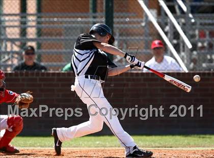 Thumbnail 2 in Pasadena Memorial vs Katy (Kenny Crafton Tournament) photogallery.