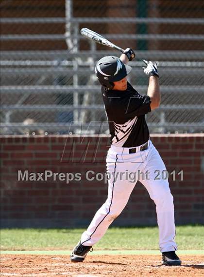 Thumbnail 3 in Pasadena Memorial vs Katy (Kenny Crafton Tournament) photogallery.