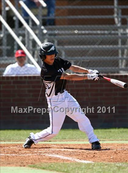 Thumbnail 2 in Pasadena Memorial vs Katy (Kenny Crafton Tournament) photogallery.