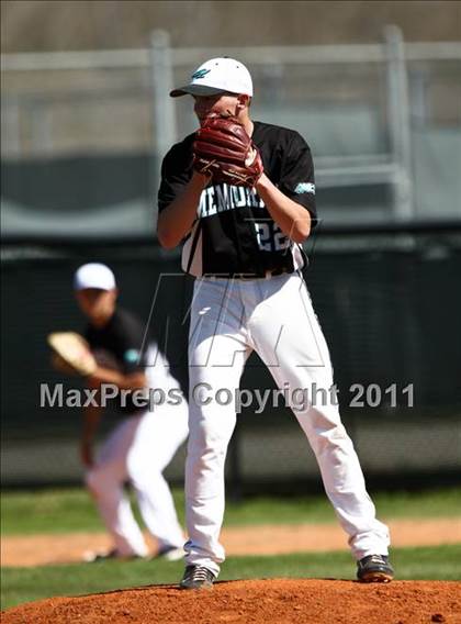 Thumbnail 2 in Pasadena Memorial vs Katy (Kenny Crafton Tournament) photogallery.