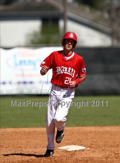 Thumbnail 1 in Pasadena Memorial vs Katy (Kenny Crafton Tournament) photogallery.