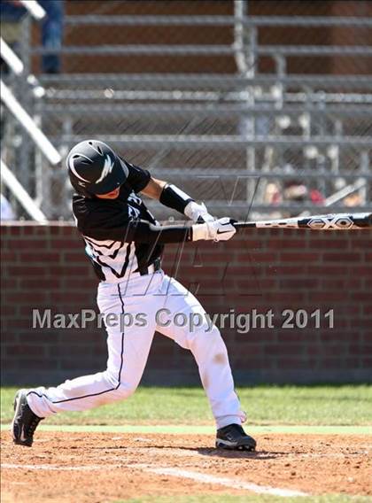 Thumbnail 3 in Pasadena Memorial vs Katy (Kenny Crafton Tournament) photogallery.