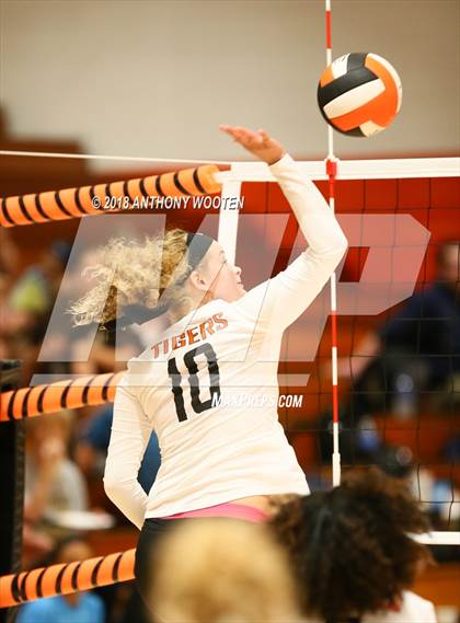 Thumbnail 1 in Cape Fear @ South View photogallery.