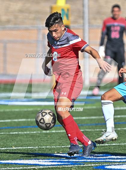 Thumbnail 1 in Lee vs Harlan photogallery.