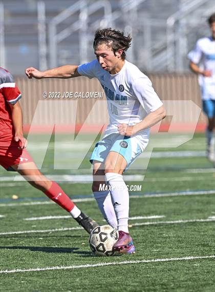 Thumbnail 1 in Lee vs Harlan photogallery.