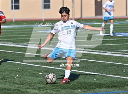 Thumbnail 1 in Lee vs Harlan photogallery.