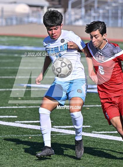 Thumbnail 3 in Lee vs Harlan photogallery.
